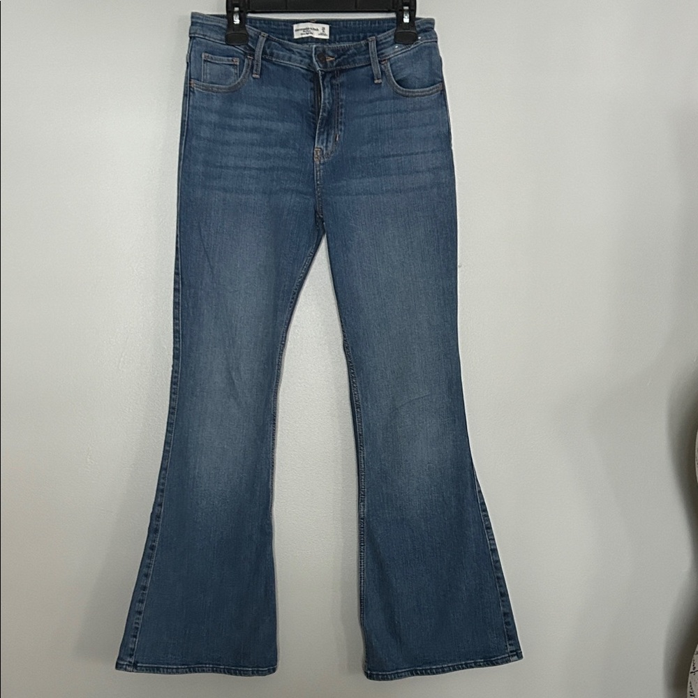 Abercrombie & Fitch Women's Blue High Rise Flared Jeans size 28/6 R